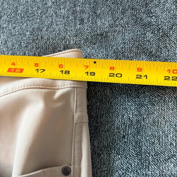 Lululemon ABC Pant Classic 30" *Warpstreme
Silverstone Size 36 - Picture 10 of 13